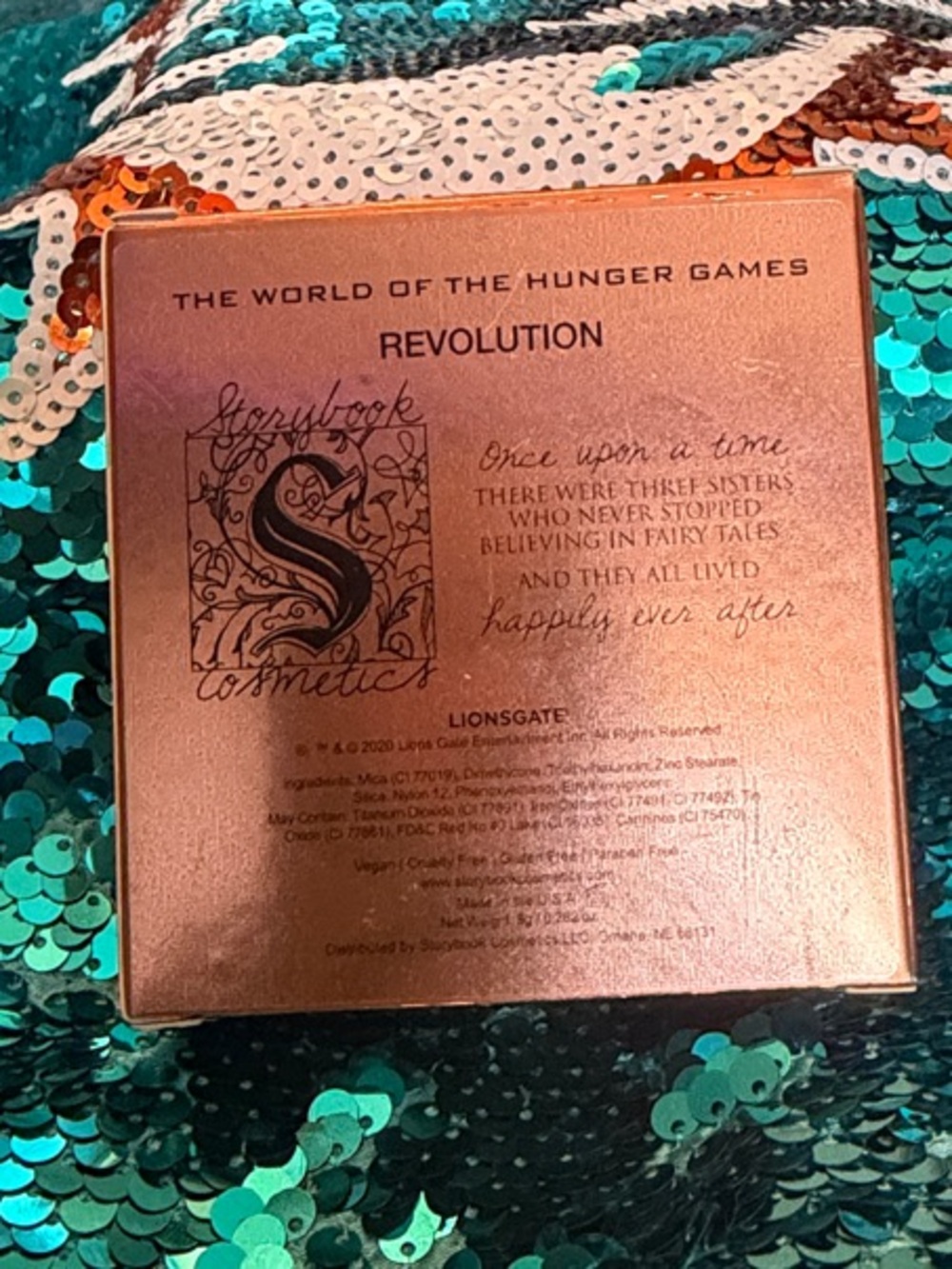 Revolution Storybook Cosmetics Pressed powder Highlighter 24ml - Picture 2 of 4